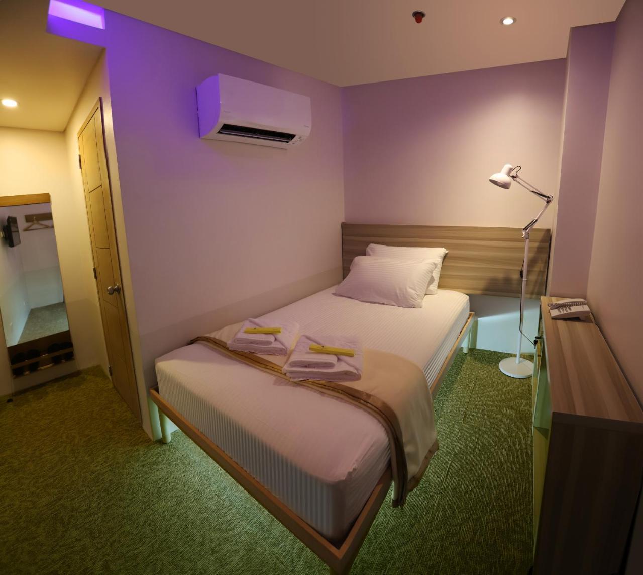 1010 Hotel Muntinlupa City Esterno foto